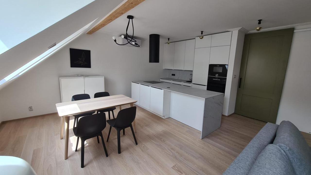 The Gusto Apartman Chomutov Eksteriør bilde