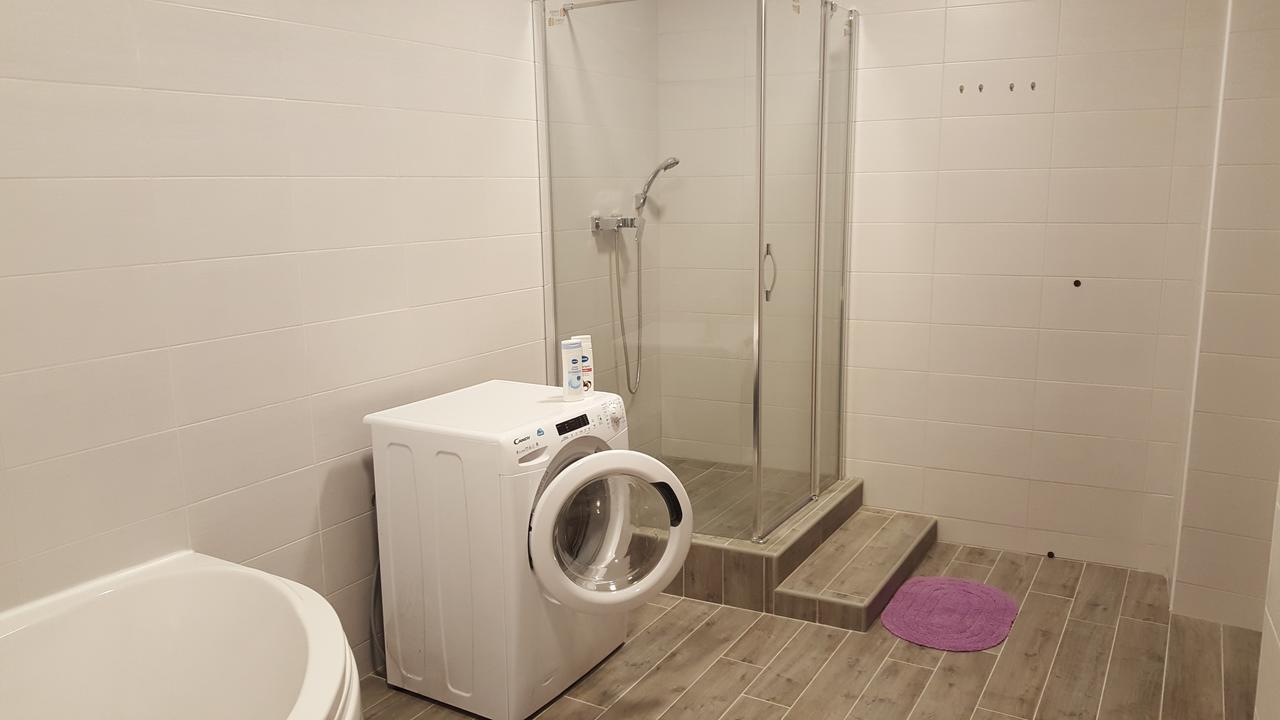 The Gusto Apartman Chomutov Eksteriør bilde